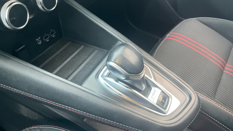 Renault Captur 1.6 E-TECH PHEV 160 R.S. Line 5dr Auto Hatchback